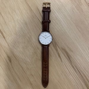 Daniel Wellington - womens watch